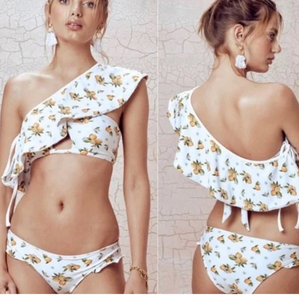 Lemon three piece 🍋 swim set. Ruffle bikini size small. Worn once